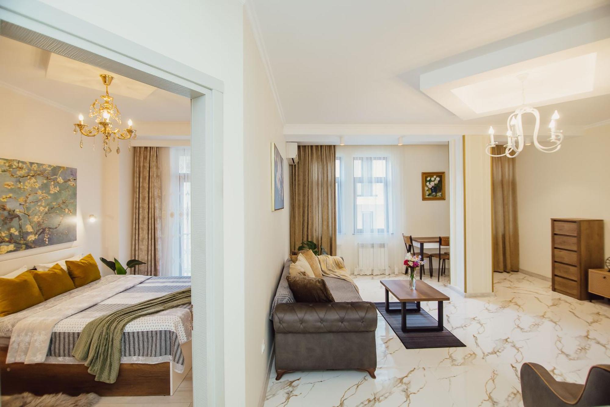 Ekaterine'S Apartments Batum Oda fotoğraf